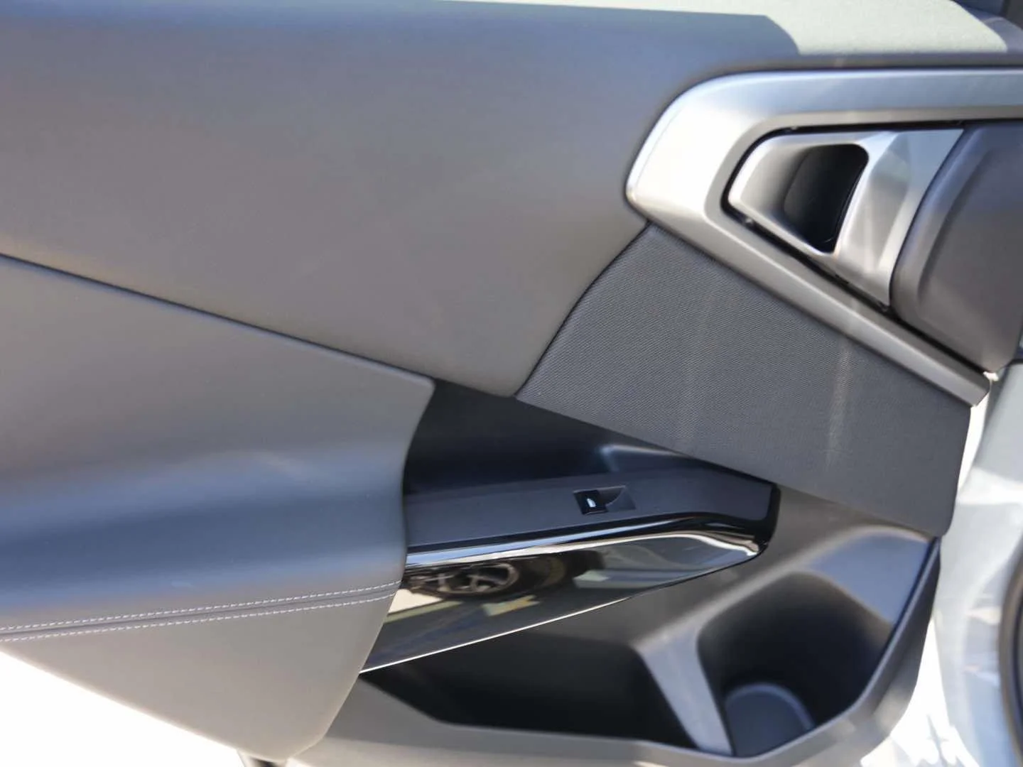 New 2026 Brooklyn Grey Metallic BMW 30 xDrive image 7