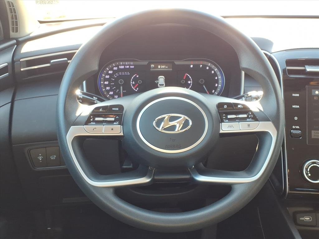 Used 2023 Shimmering Silver Metallic Hyundai SEL image 25
