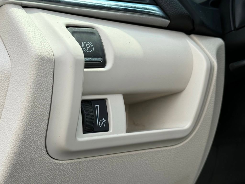 Certified Used 2024 Wave Metallic Cadillac Premium Luxury image 21