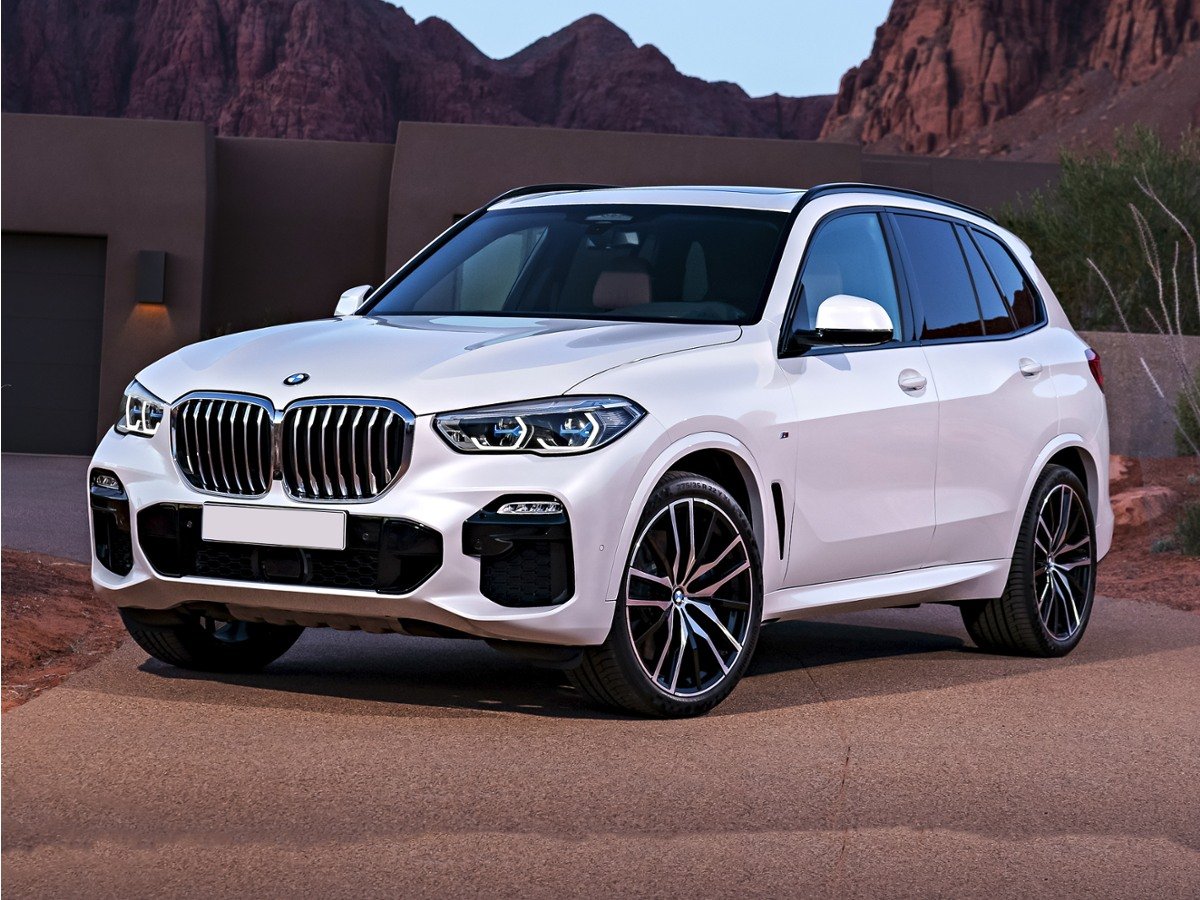 Used 2021 White BMW xDrive40i image 1
