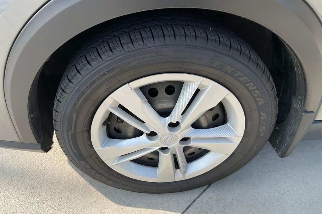 Certified Used 2024 Gun Metallic Nissan S image 9