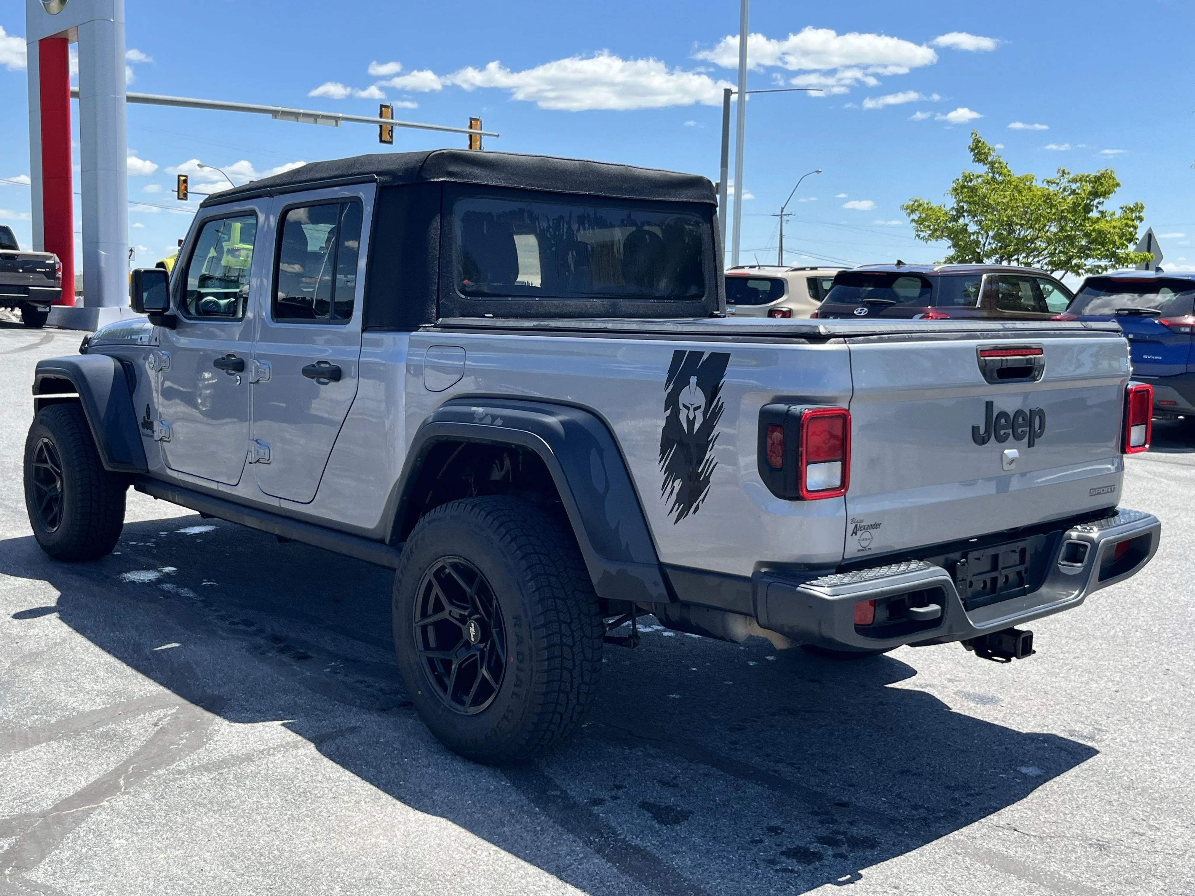 Used 2020 Billet Silver Metallic Jeep Sport image 8