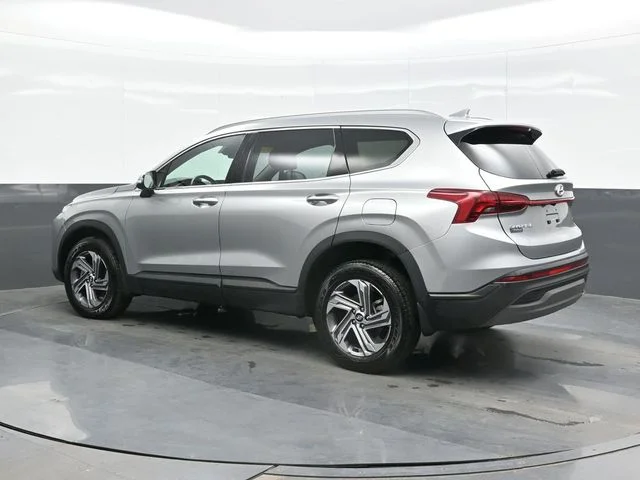 Used 2023 Silver Hyundai SEL image 3