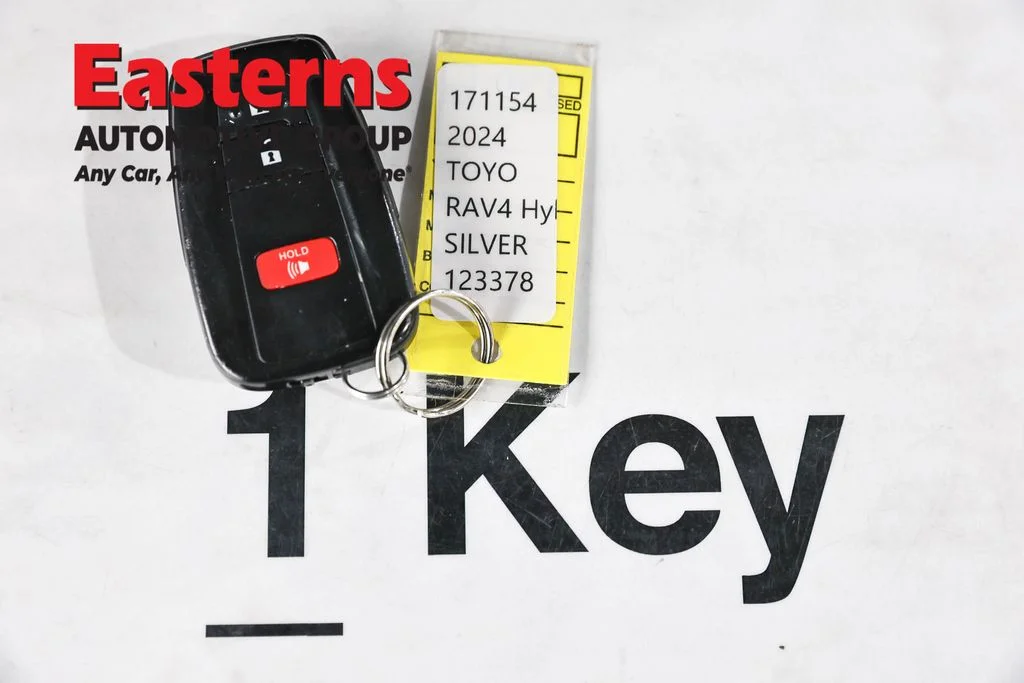 Used 2024 Silver Toyota XLE image 24
