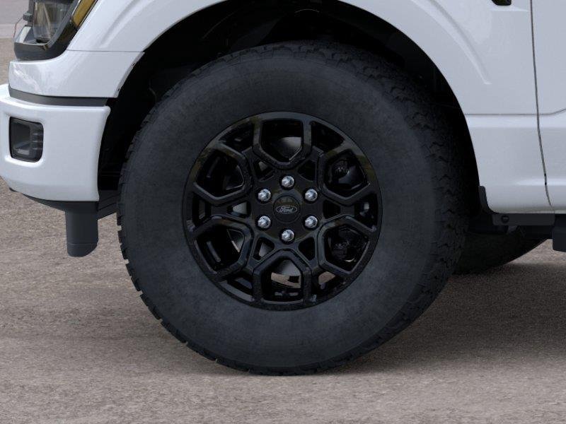 New 2026 Oxford White Ford XLT image 19