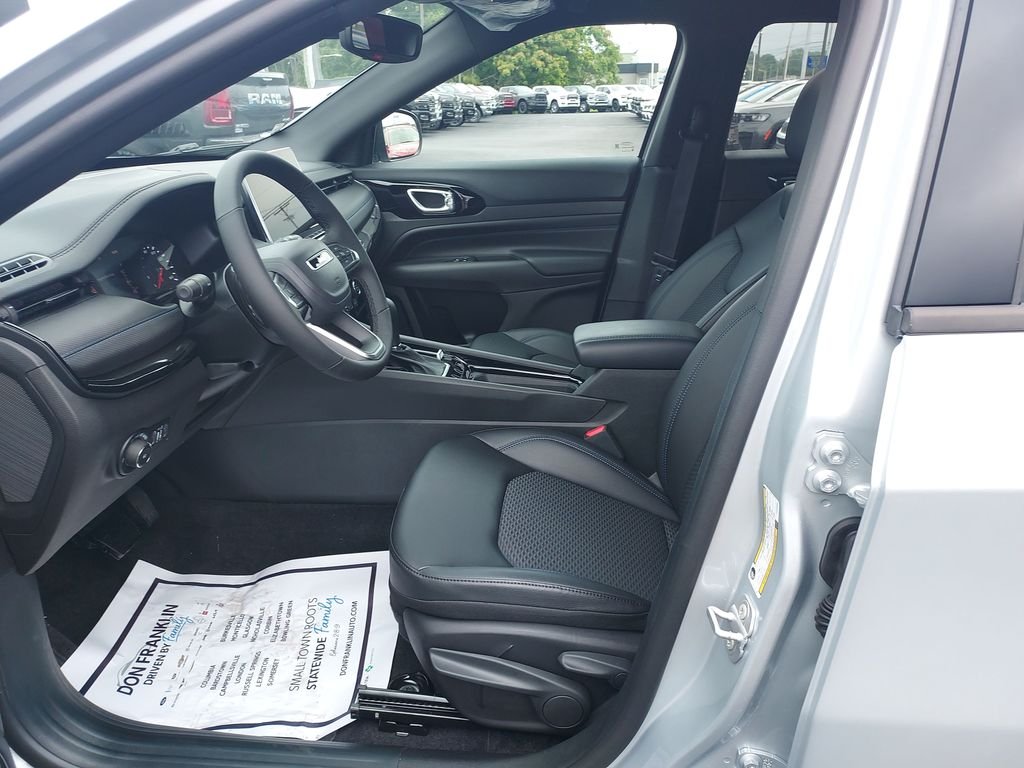 New 2026 Silver Jeep Latitude image 9