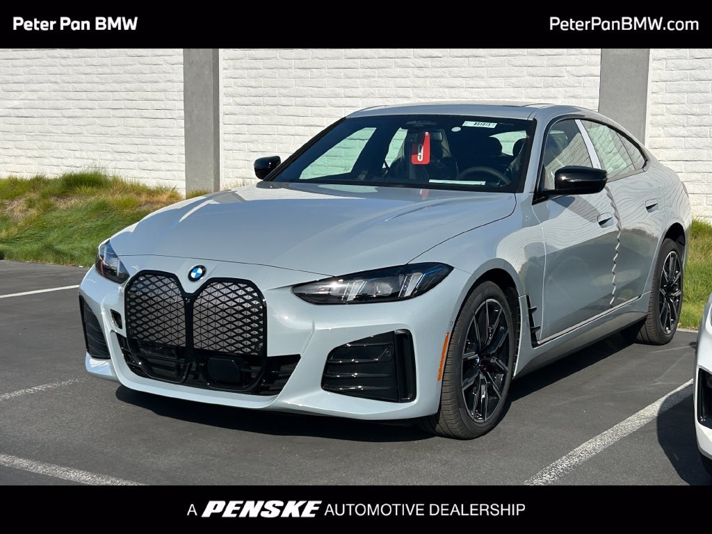 New 2026 Brooklyn Grey Metallic BMW eDrive40 image 1