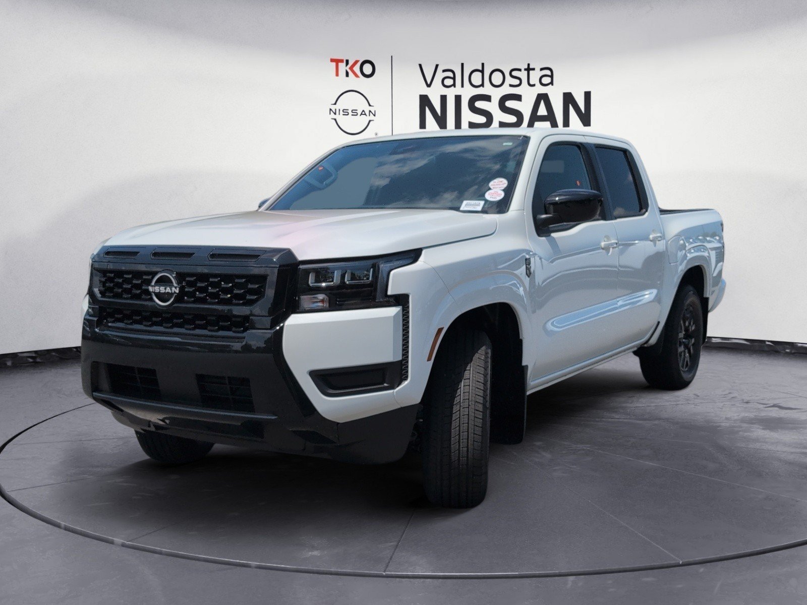 New 2026 Glacier White Nissan Crew Cab SV image 11