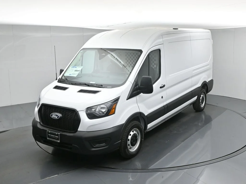 New 2026 Oxford White Ford Base image 35