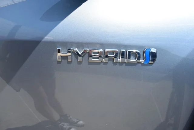 Used 2020 Blue Toyota XLE image 23