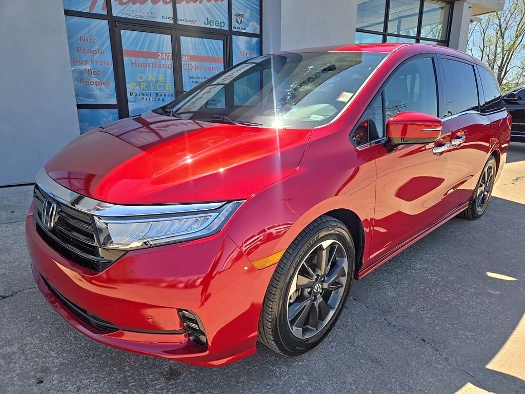 Used 2024 Honda Odyssey Elite with VIN 5FNRL6H94RB029794 for sale in Kansas City