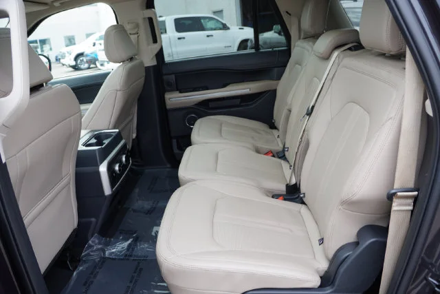 Used 2024 Gray Ford Limited image 18