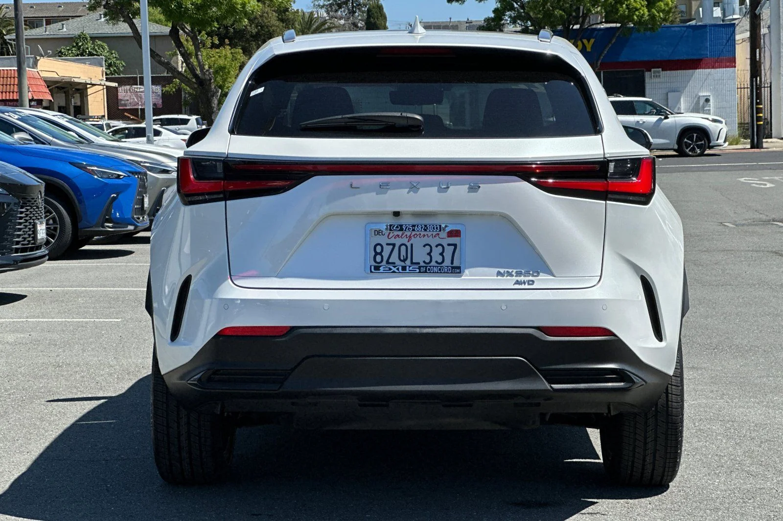 Certified Used 2022 EMINENT WHITE PEARL Lexus 350 Luxury image 5