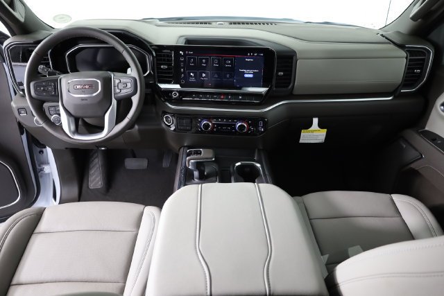 2026 GMC Sierra 1500 SLT - Photo 22
