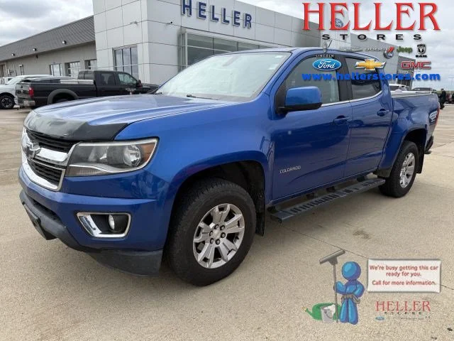 Used 2018 Kinetic Blue Metallic Chevrolet LT image 1