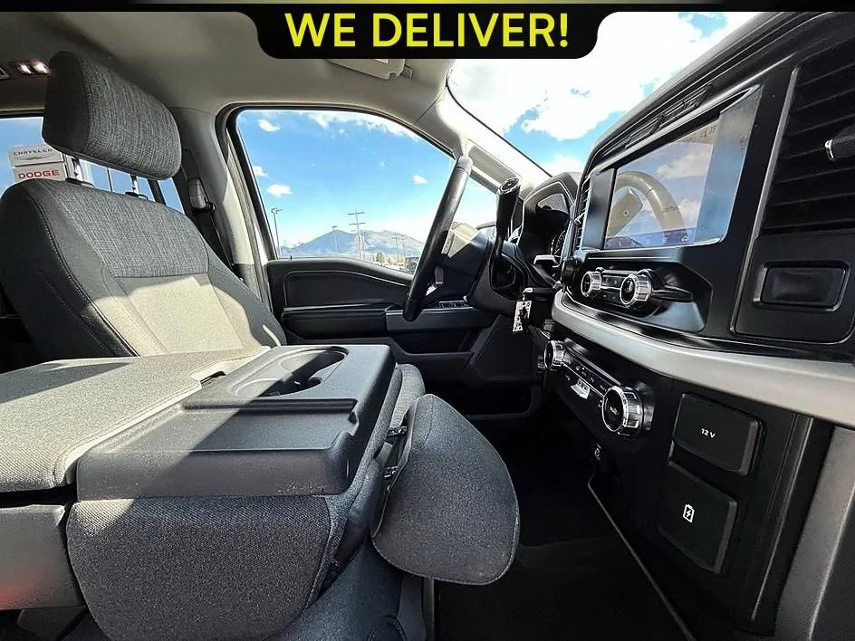 Used 2022 White Ford XLT image 19