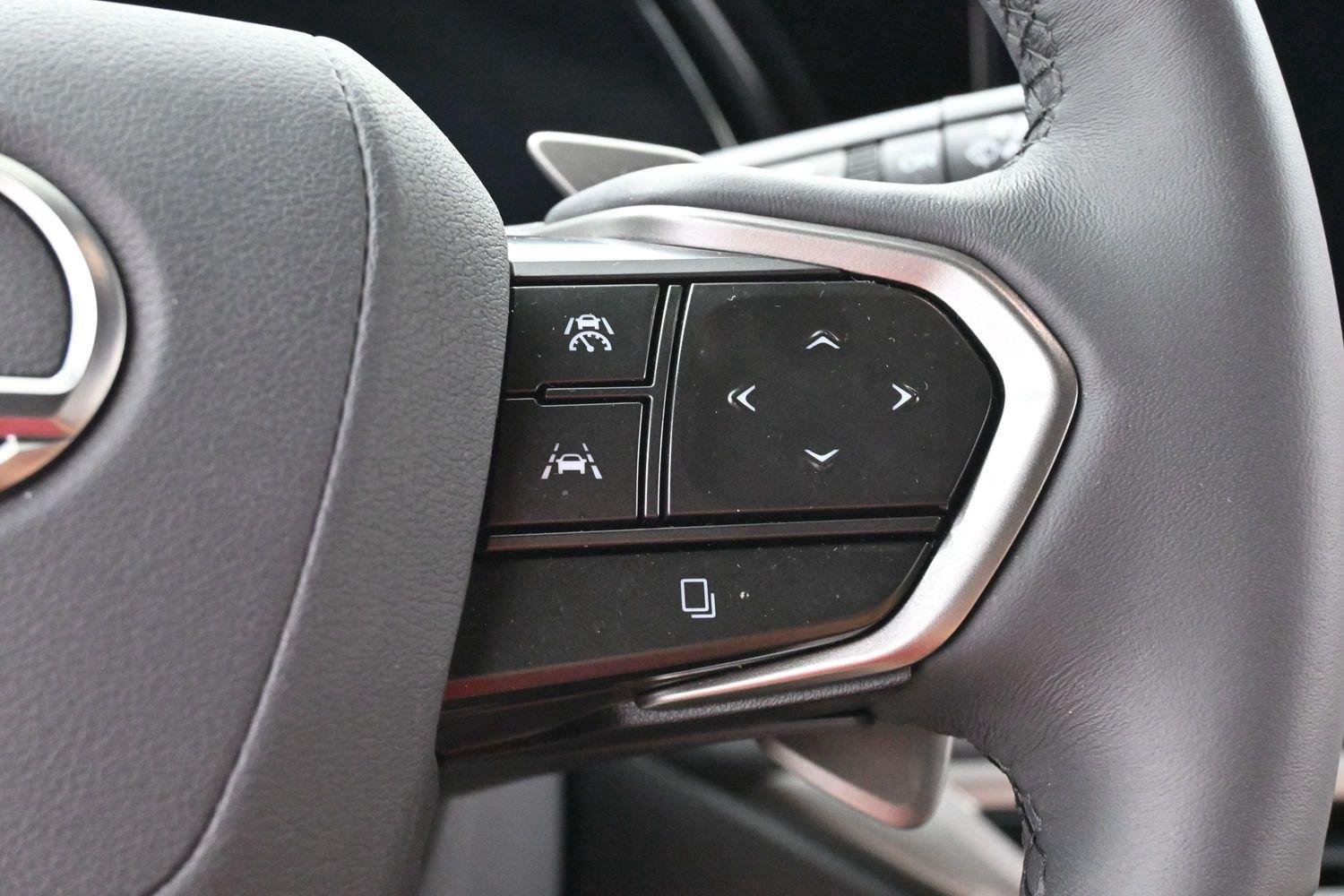 Used 2025 White Lexus RX 350 image 18