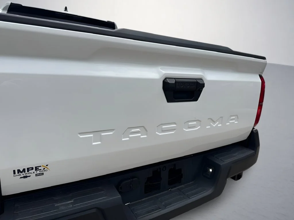 Used 2025 White Toyota SR image 27