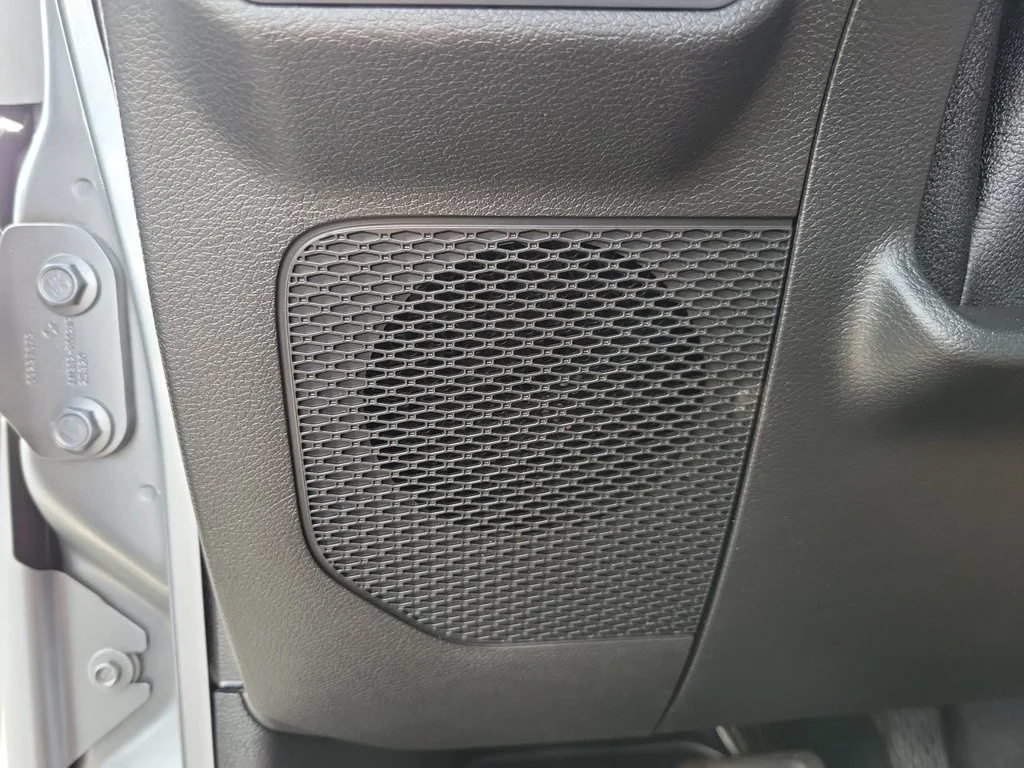 Used 2021 Silver Jeep Unlimited Sahara 4x4 image 24