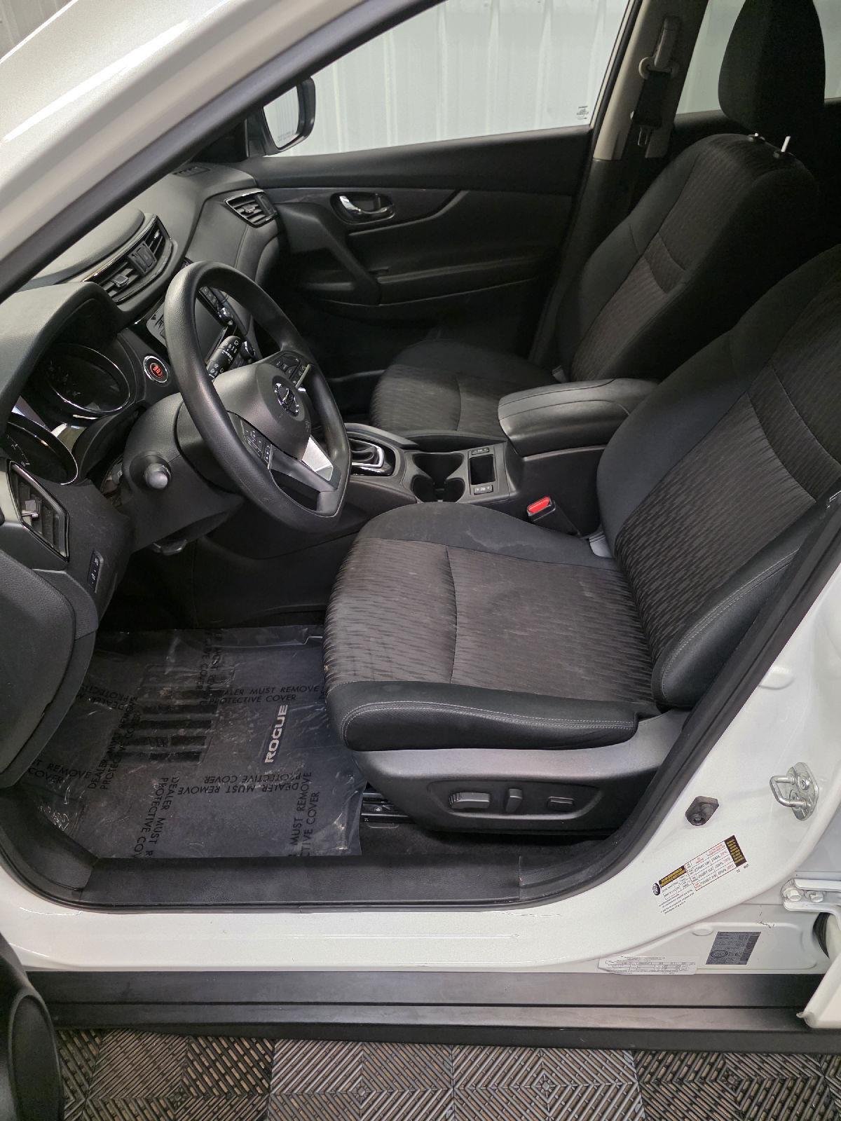 Used 2020 Pearl White Tricoat Nissan SV image 36