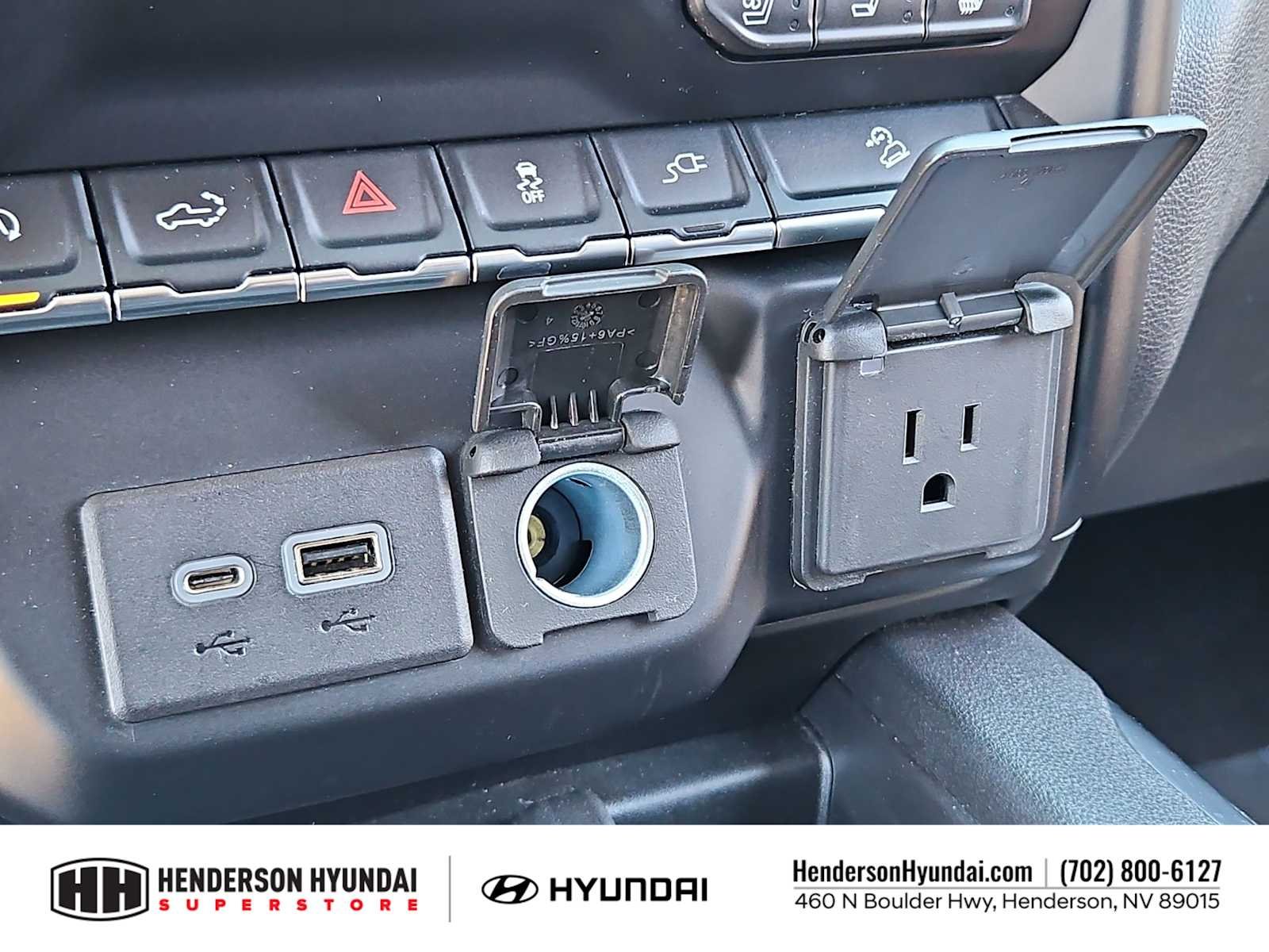 2021 Chevrolet Silverado 1500 LTZ - Photo 29