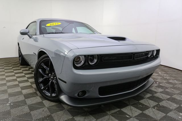 Used 2022 Gray Dodge R/T image 3