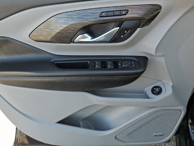 2023 GMC Terrain SLT - Photo 12
