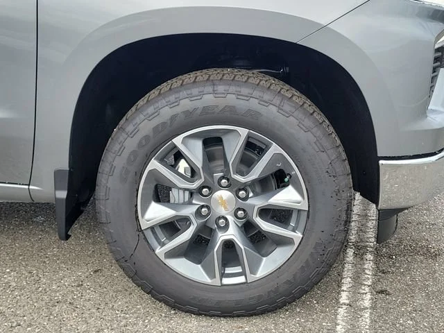 New 2026 Sterling Gray Metallic Chevrolet LT image 5