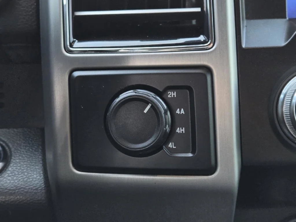 Used 2020 Magma Red Metallic Ford Platinum image 30