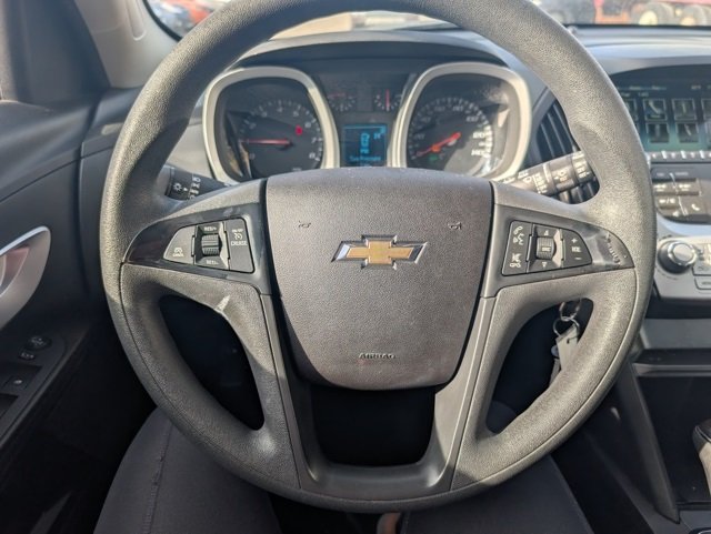 2017 Chevrolet Equinox LS photo 4