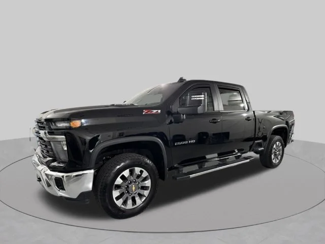 Used 2026 White Chevrolet LT image 6