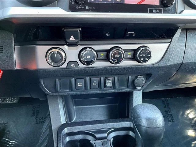 Used 2016 Gray Toyota SR5 image 16