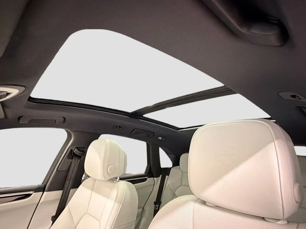 Certified Used 2025  Porsche  image 22