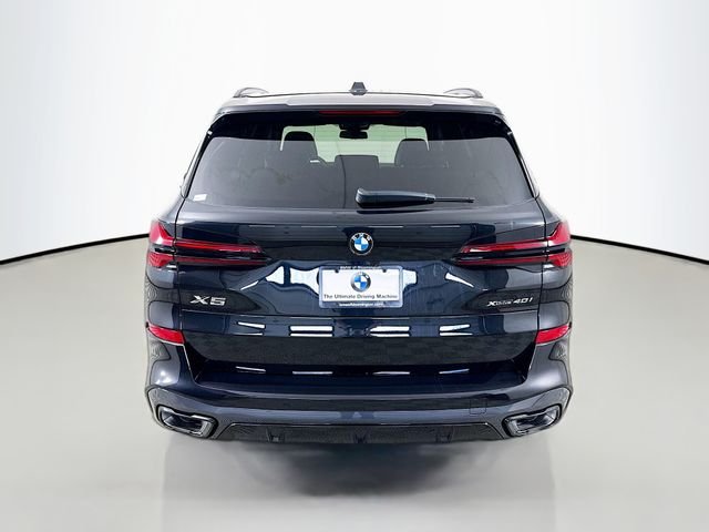 New 2026 Black Sapphire Metallic BMW xDrive40i image 6