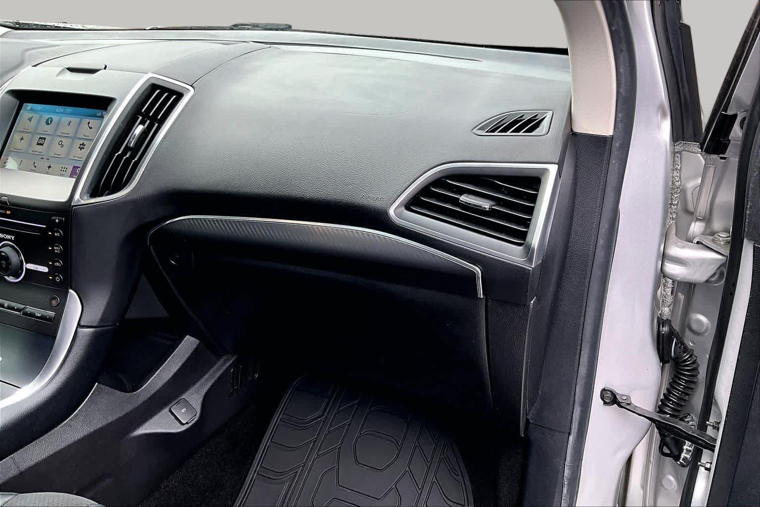 Used 2016 Ingot Silver Ford Sport image 19