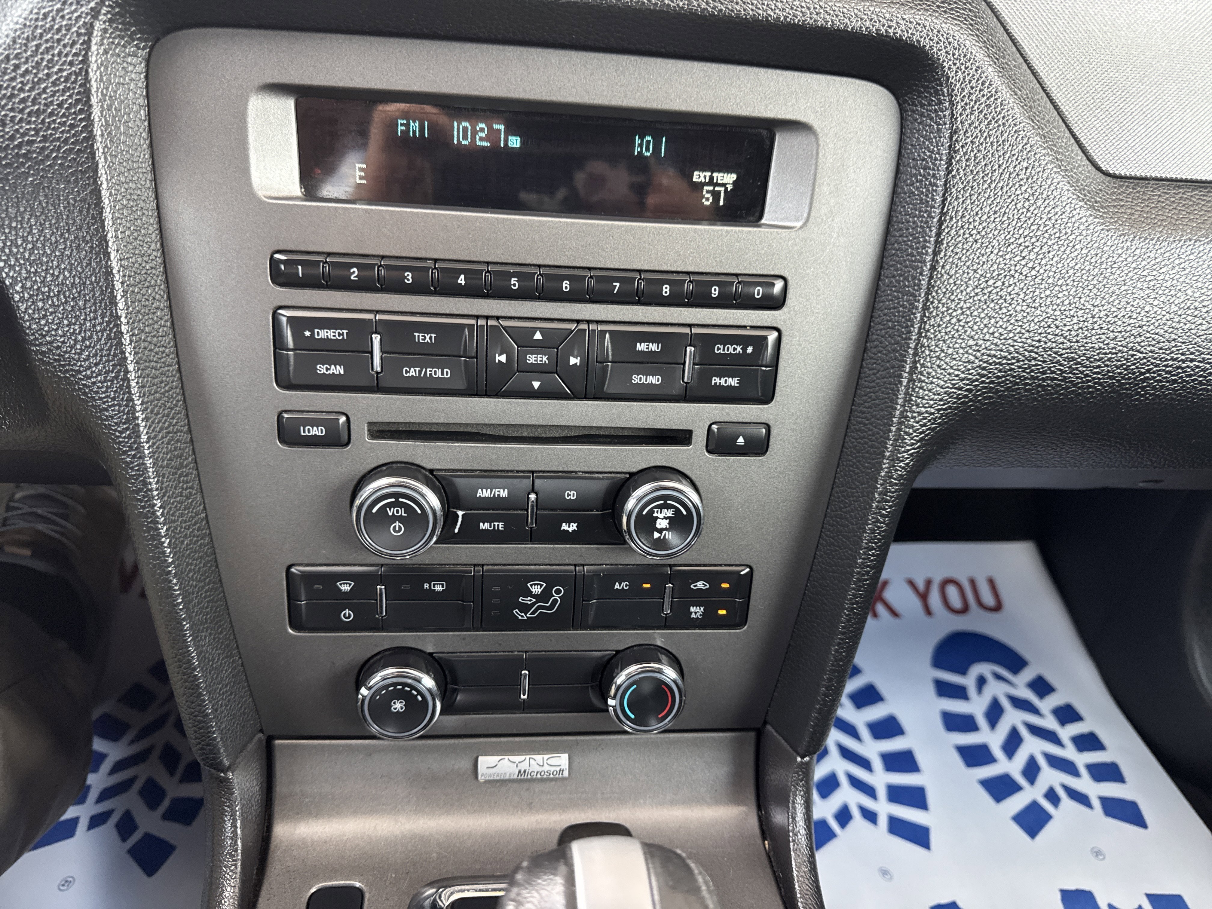 Used 2014 White FORD V6 image 18