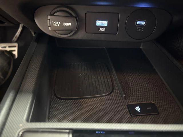 2025 Hyundai Elantra Blue - Photo 18