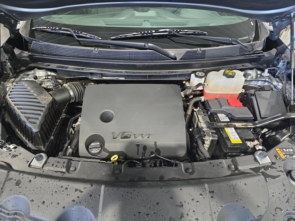 Used 2023 Gray Chevrolet LT image 26