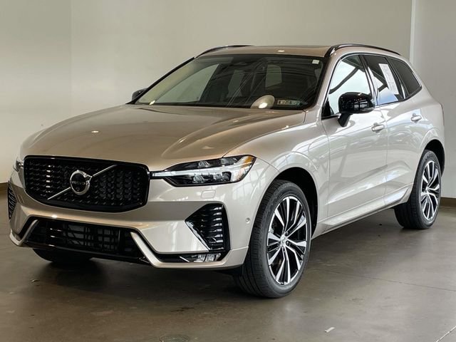 2024 Volvo XC60 B5 Plus Dark Theme AWD's photo