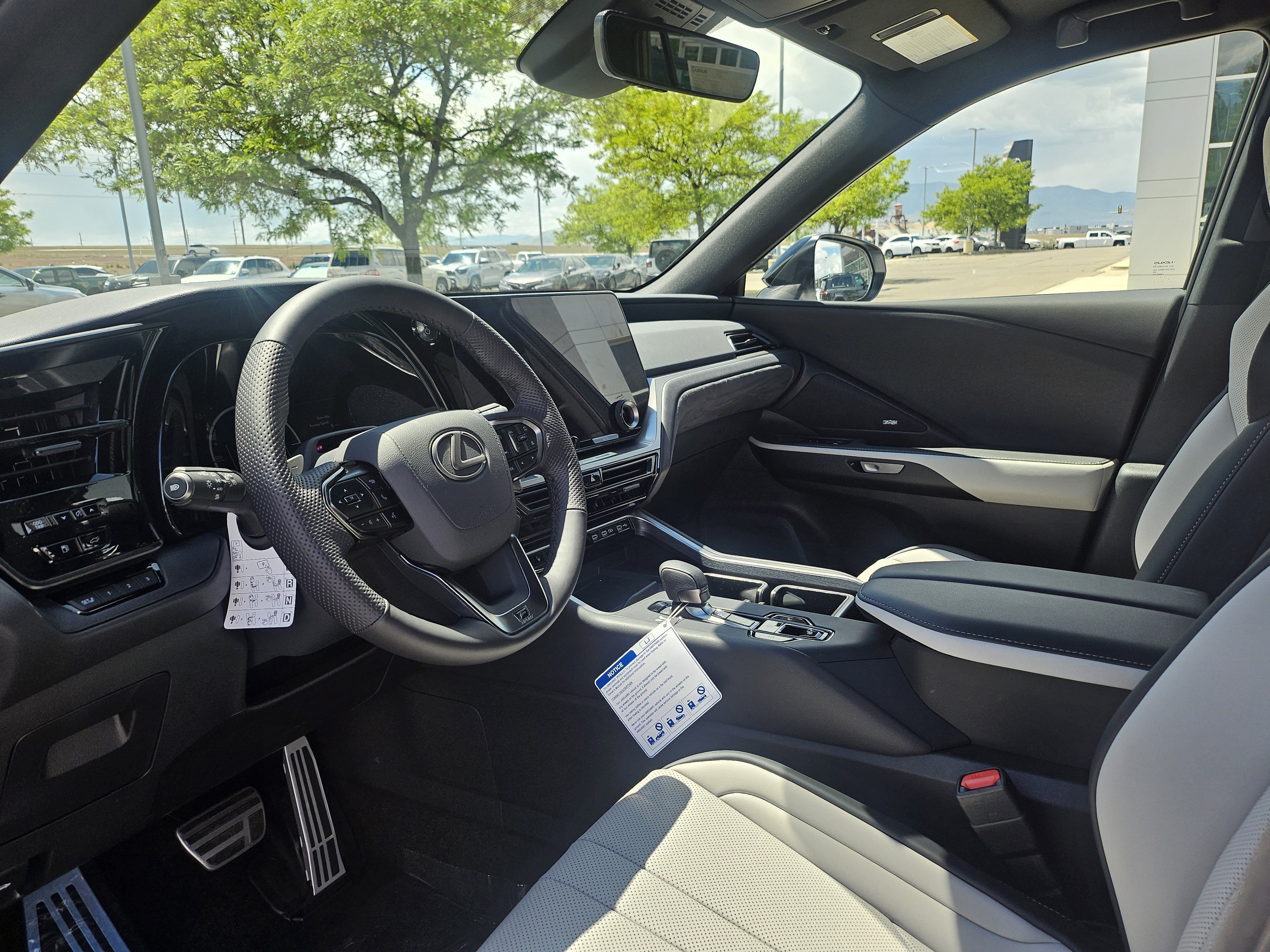New 2026 Wind Chill Pearl Lexus F SPORT PERFORMANCE PREMIUM AWD image 10
