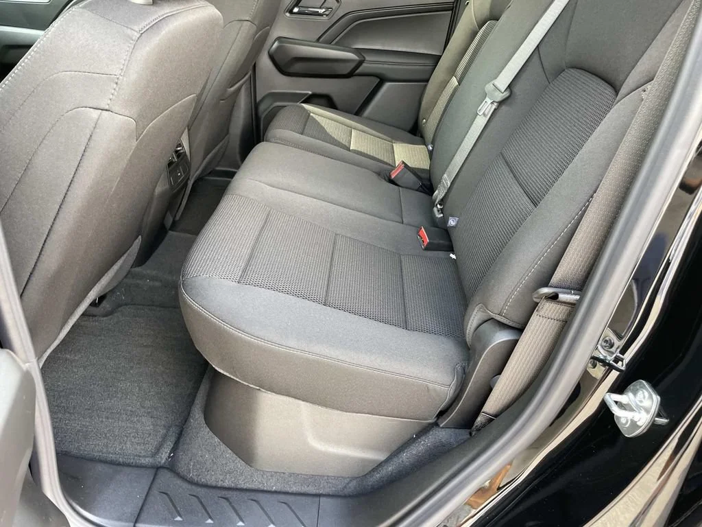 New 2026 Onyx Black GMC Elevation image 16