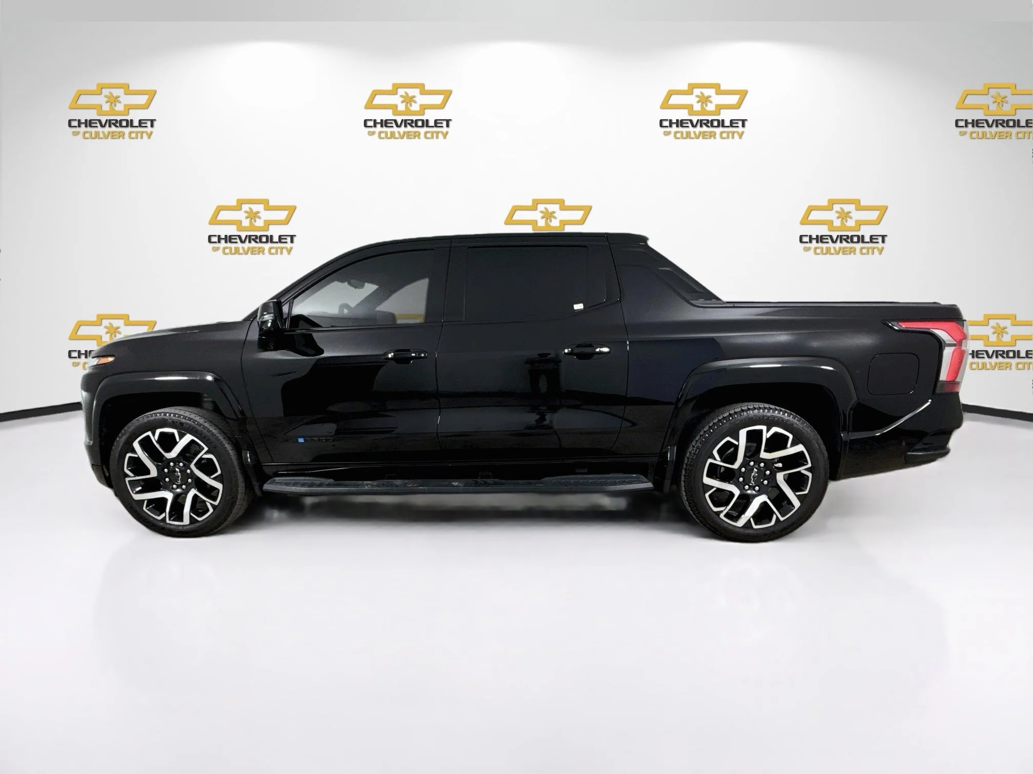 Used 2024 Black Chevrolet RST image 5
