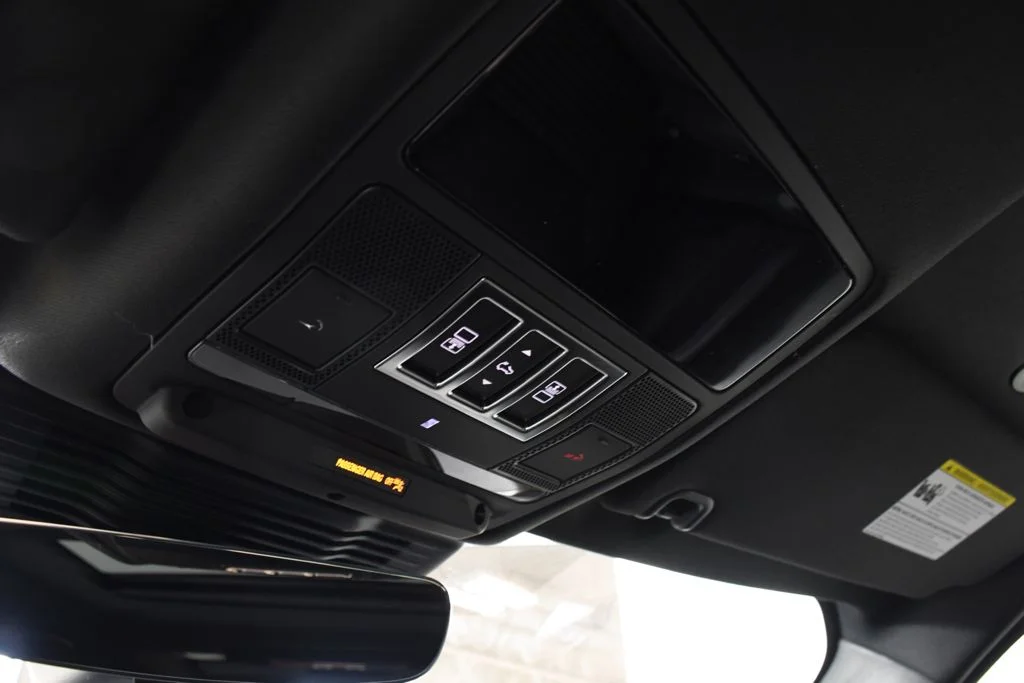 New 2026 Santorini Blk Land Rover Gemini Edition image 33