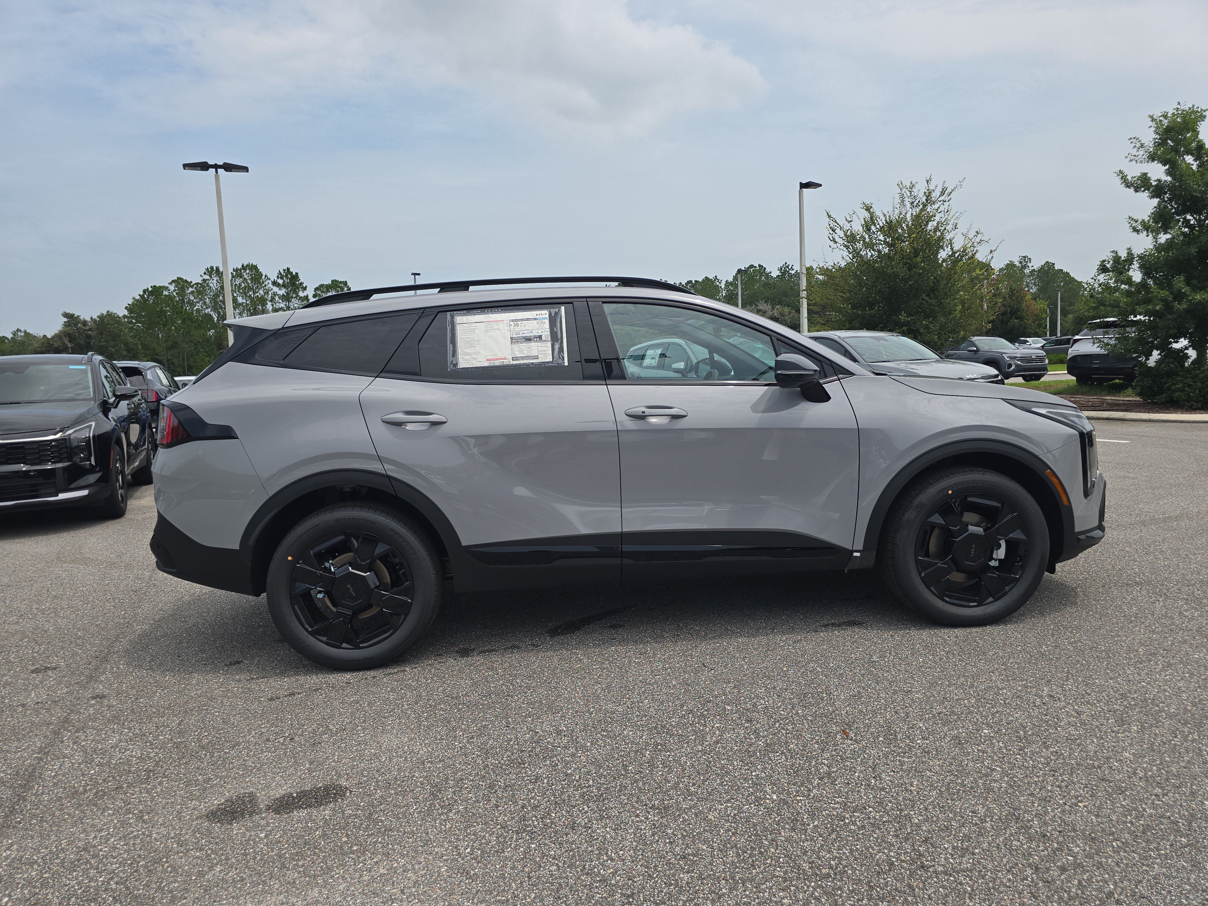 New 2027 Wolf Gray Kia X-Line image 9