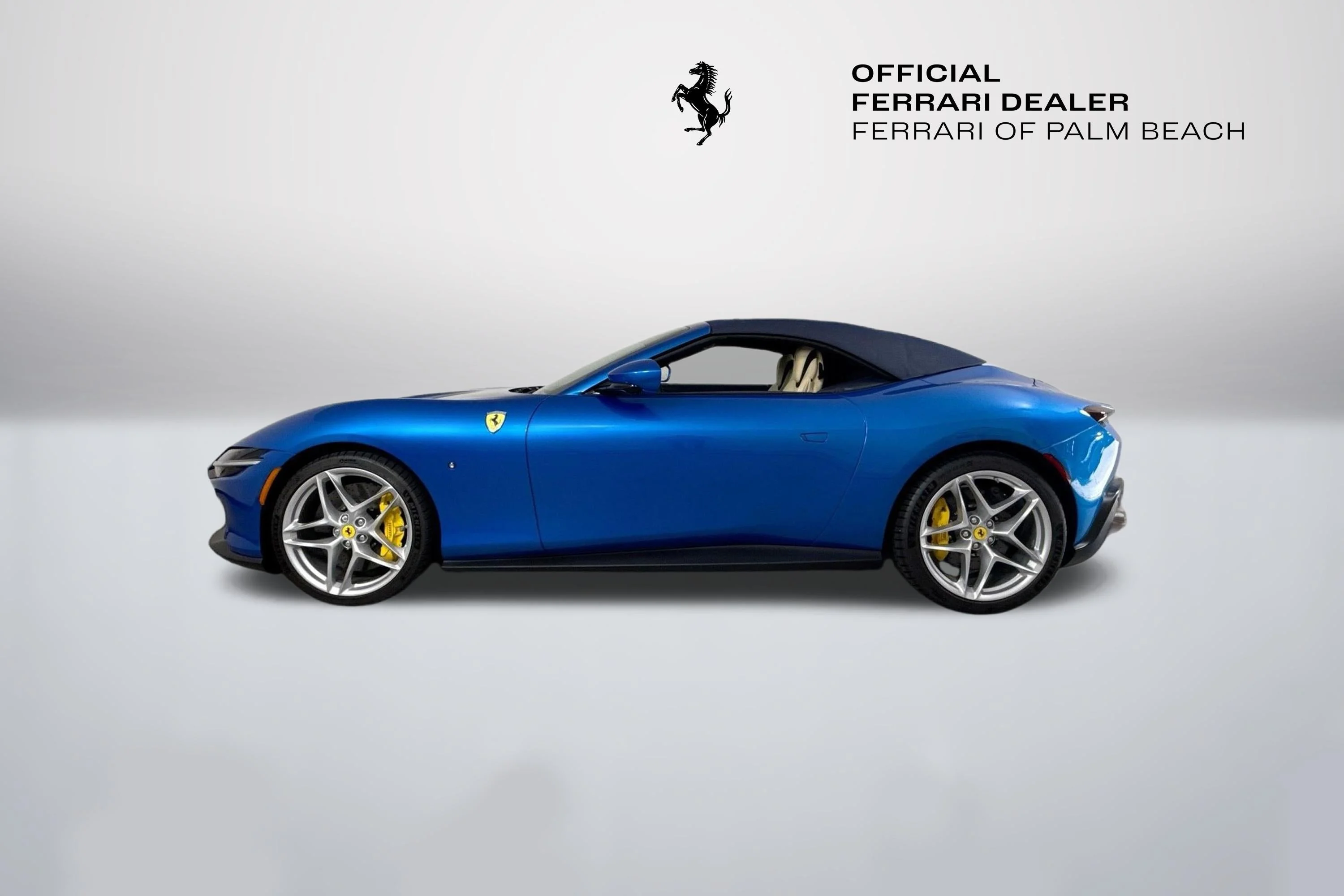 Certified Used 2025 Blu Corsa Ferrari Base image 4