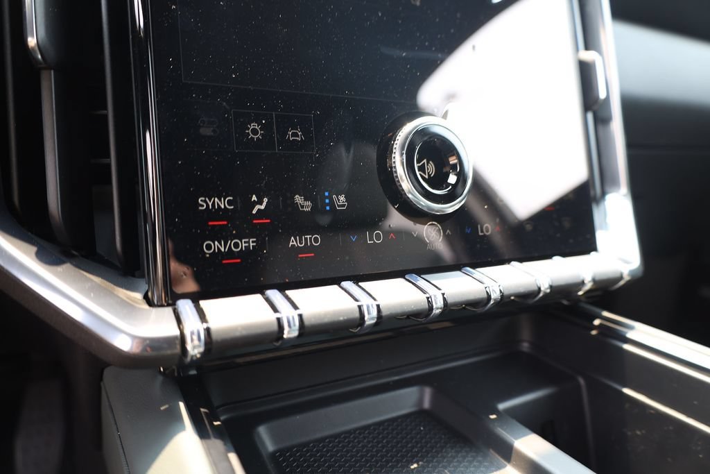 2026 GMC Acadia AT4 - Photo 16