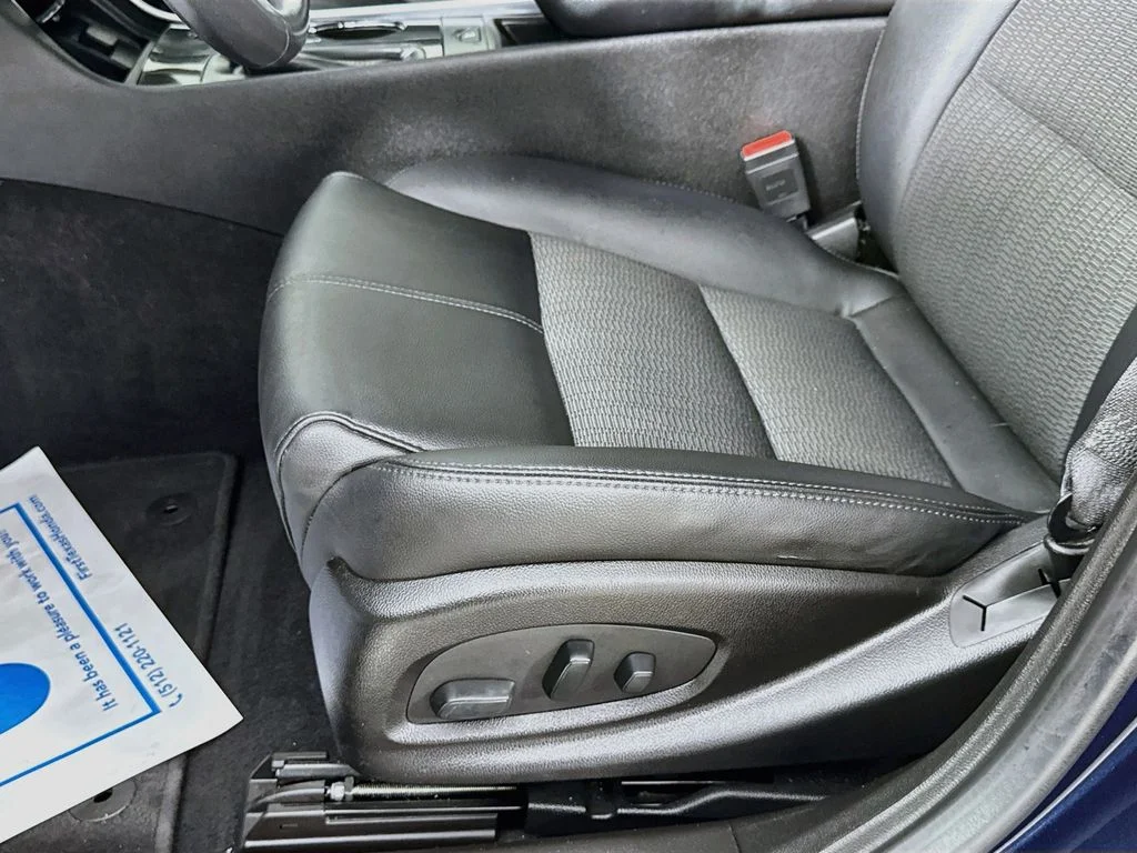 Used 2018 Blue Velvet Metallic Chevrolet LT image 23