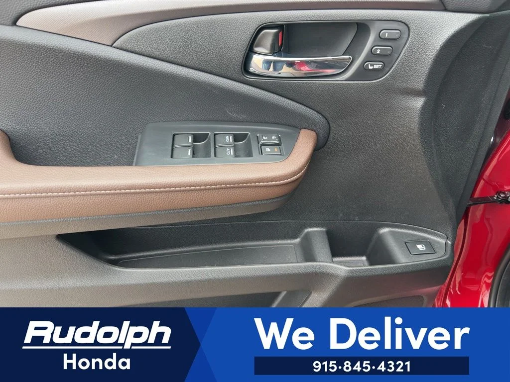 New 2026 Radiant Red Metallic II Honda RTL image 11
