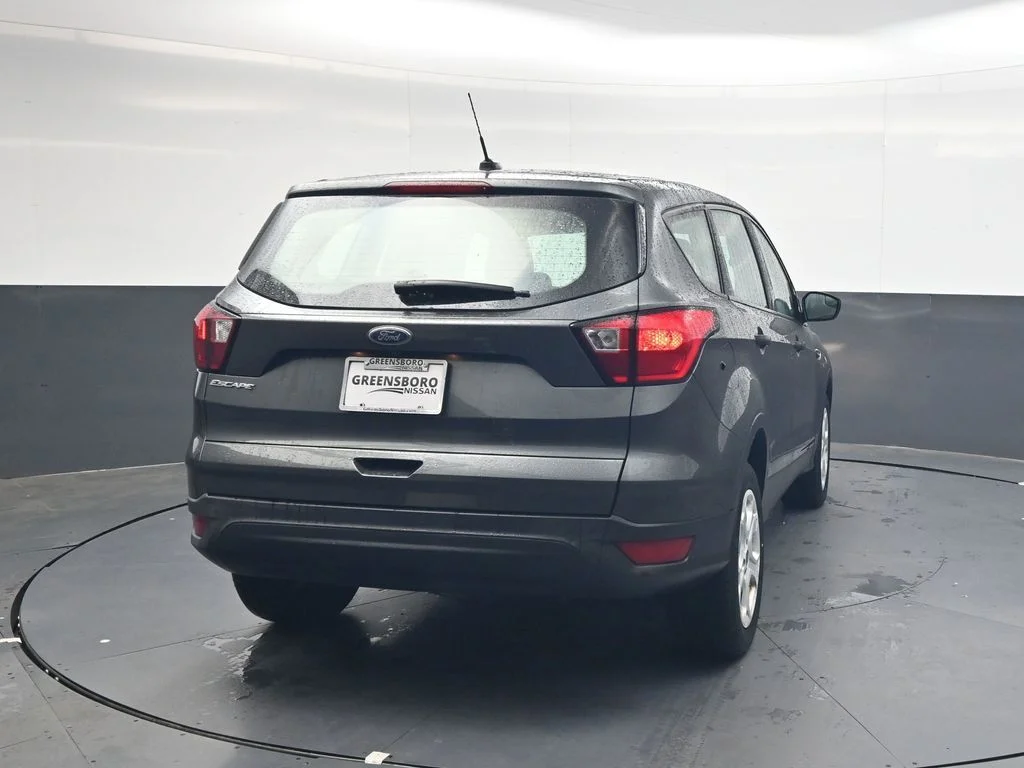Used 2019 Gray Ford S image 5
