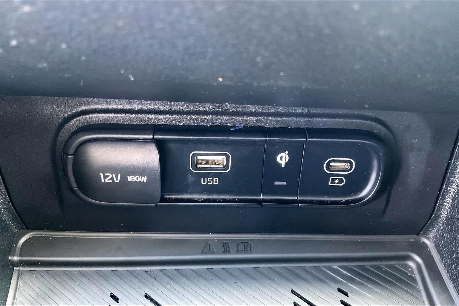Used 2023 Wolf Gray Kia SX-Prestige image 33